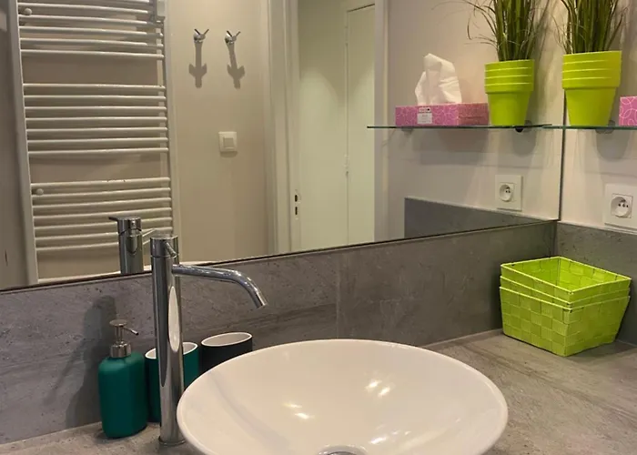 Apartment Beautiful 2-bedroom On The 8th Floor With Direct Sea View T44 *