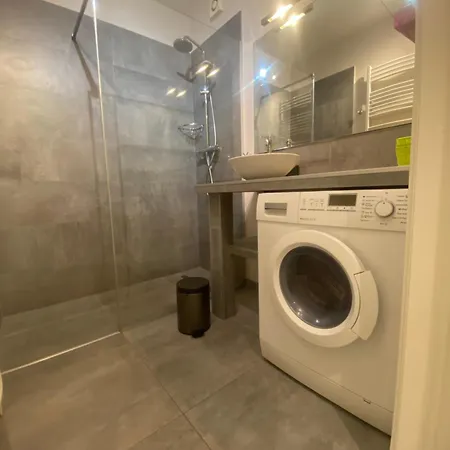 Beautiful 2-bedroom On The 8th Floor With Direct Sea View T44 아파트 오스텐드